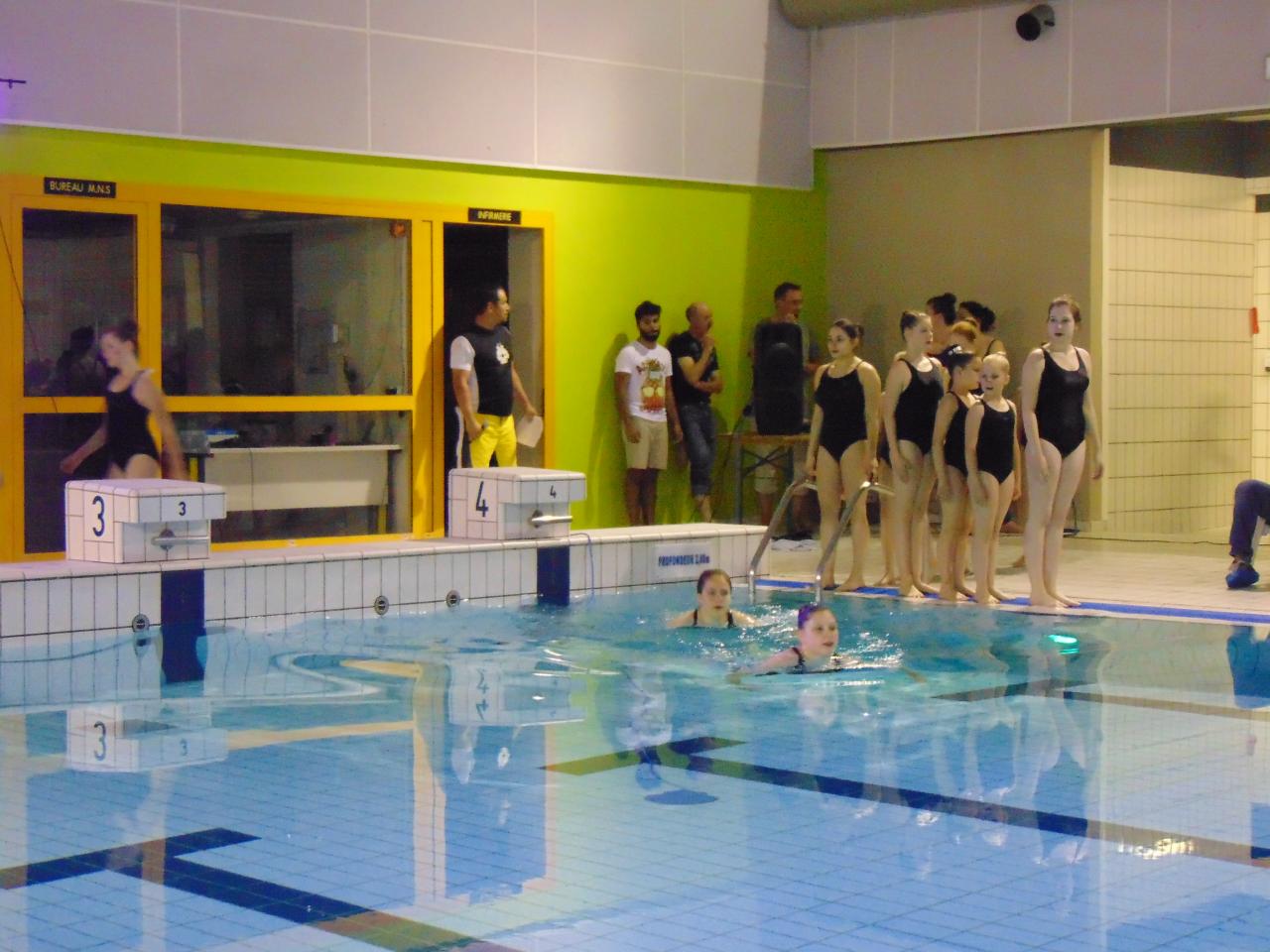 Ballet Final avec tous les nageurs